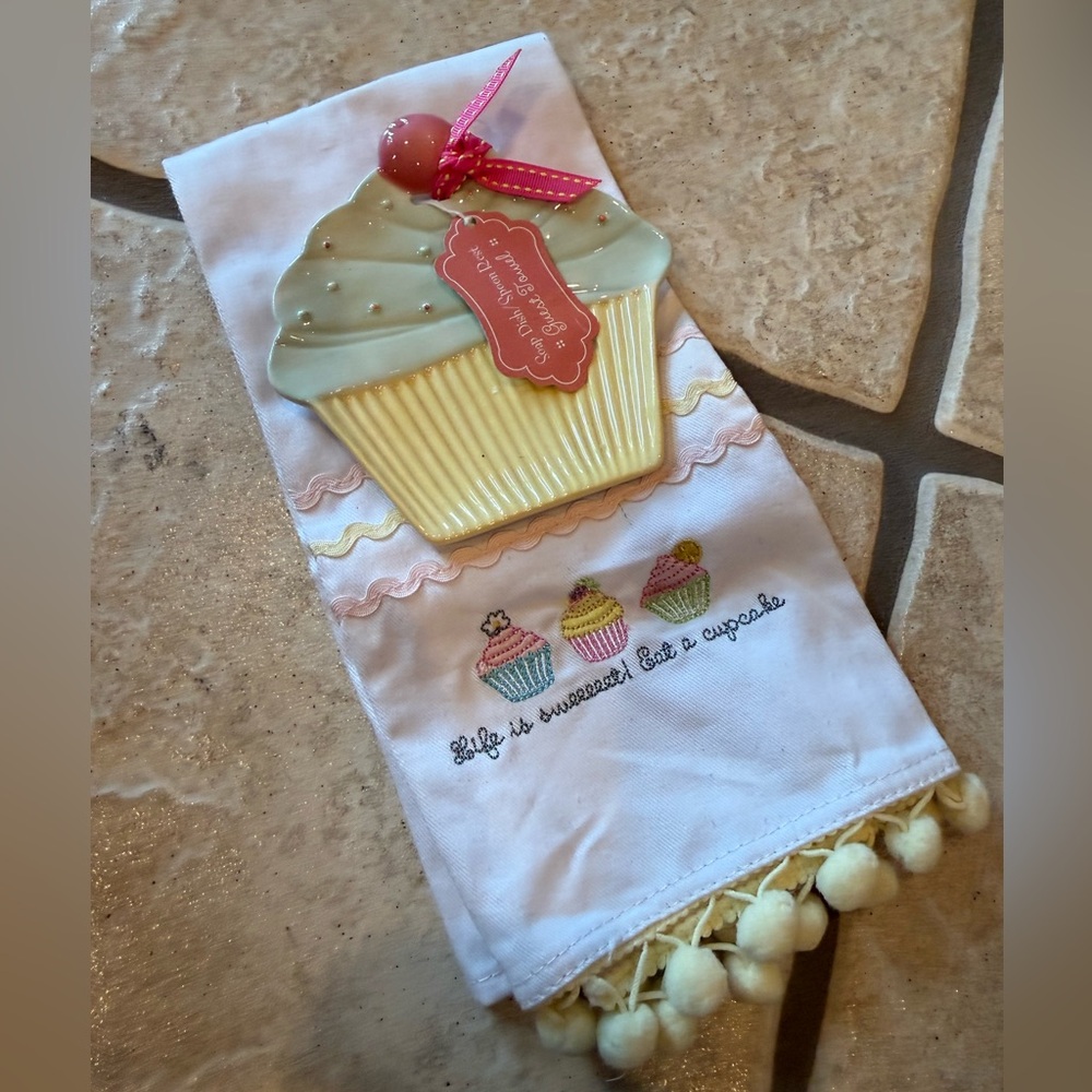 Grasslands Road - Tea towel & dish set
